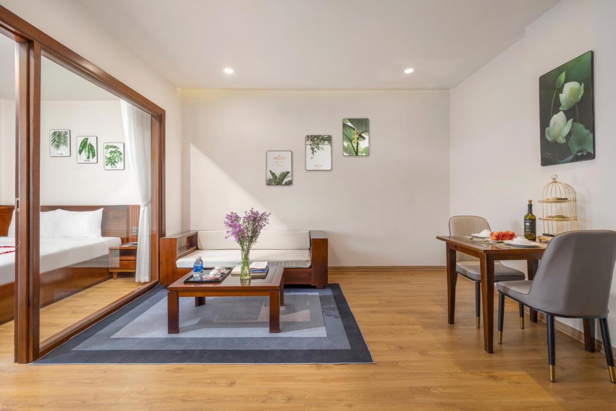Dana Boutique Hotel & Apartment ダナン市 エクステリア 写真