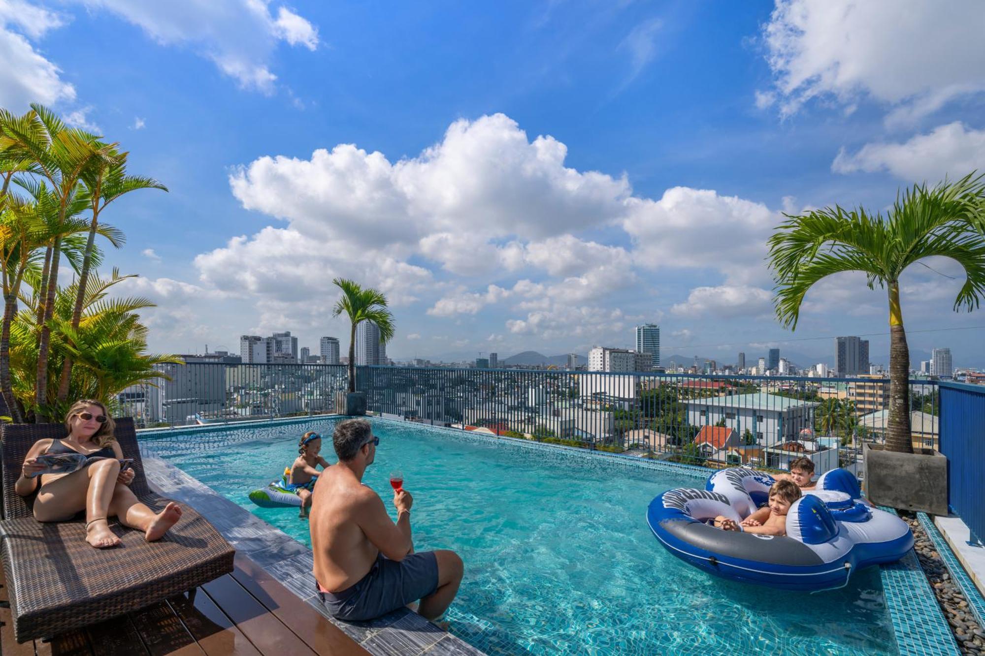 Dana Boutique Hotel & Apartment ダナン市 エクステリア 写真